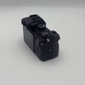 Cámara Micro Profesional de Alta Calidad, Original, de <span class=keywords><strong>Segunda</strong></span> <span class=keywords><strong>Mano</strong></span>, Marca A7R II con Lente 24-70, 4K HD, con Cargador y Batería. - Product Image 6