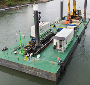 Lanterne marine, excavatrice, pontons de dragage - Product Image 5