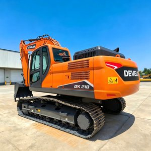 Excavatrice hydraulique DEVELON DX210 d'occasion pour la construction, le terrassement, l'exploitation minière, les travaux routiers et les travaux de terrassement - Product Image 1