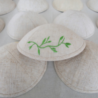 Top Kipot hojas verdes hilo bordado Kippa de lino, Ahava judío, Kippot personalizado para bodas y Bar Mitzvahs