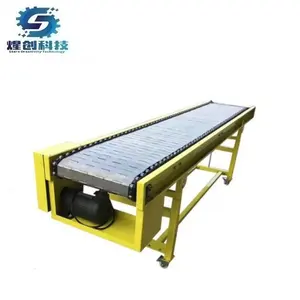 Powered chain plate conveyor, slat chain conveyor system