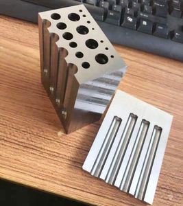 Máquina de Perforación Horizontal de 3 Ejes para Perforaciones Profundas de 1600 mm de Profundidad con Doble Husillo - Product Image 2