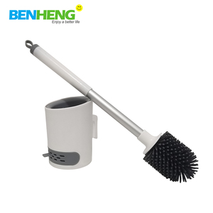 Cepillo <span class=keywords><strong>de</strong></span> limpieza <span class=keywords><strong>de</strong></span> goma económico con soporte y dispensador <span class=keywords><strong>de</strong></span> jabón, cepillo <span class=keywords><strong>de</strong></span> inodoro <span class=keywords><strong>de</strong></span> silicona suave sin esquinas muertas - Product Image 3