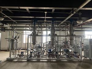 Nouveau design, <span class=keywords><strong>prix</strong></span> d'usine pour appareil rotavapor / évaporateur rotatif, distillation d'huile végétale (pompe à vide et refroidisseur en option) - Product Image 2