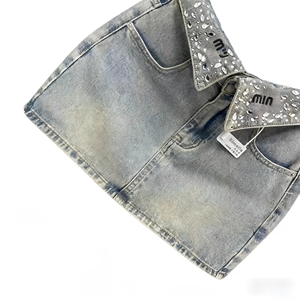 <span class=keywords><strong>Jupe</strong></span> vintage <span class=keywords><strong>taille</strong></span> <span class=keywords><strong>haute</strong></span> coupe trapèze avec strass et broderie lettres, style streetwear Y2K, mini-<span class=keywords><strong>jupe</strong></span> <span class=keywords><strong>en</strong></span> <span class=keywords><strong>jean</strong></span> délavé pour femme - Product Image 4