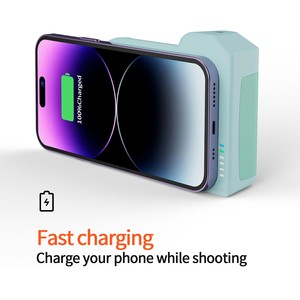 Carga mientras dispara el banco <span class=keywords><strong>de</strong></span> energía multifunción para exteriores Tipo-C Selfie Carga inalámbrica <span class=keywords><strong>Bancos</strong></span> <span class=keywords><strong>de</strong></span> energía magnéticos 2 en 1 - Product Image 3