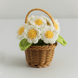 Nouveau Bouquet de Petites Fleurs Bleues en Pot, Fait Main, en Fil Crocheté, Fleurs Éternelles Tricotées, Décoration de Bureau, Cadeau - Product Image 6