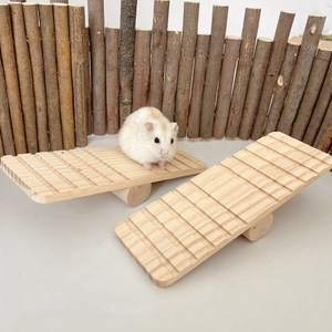 Juguete para Hámster de Madera para Masticar y Roer, Juguete Amigable con los Dientes, Kit Combinado de Puente Arqueado y Columpio para Hábitat de Hámster - Product Image 6