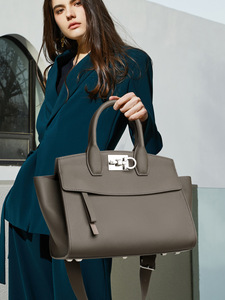 New Fashion Designer Crossbody <b>Bags</b> High Quality Genuine Leather Shoulder Messenger <b>Bag</b> Casual Totes Women Handbags and Purses - Product Image 3