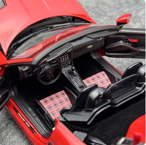 Modelo <span class=keywords><strong>de</strong></span> coche <span class=keywords><strong>de</strong></span> aleación <span class=keywords><strong>1</strong></span>:<span class=keywords><strong>18</strong></span> - Product Image 4