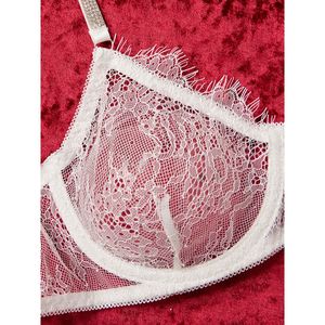 Conjunto de Lingerie Transparente Sexy em Renda Branca com Sutiã e Calcinha - Product Image 4
