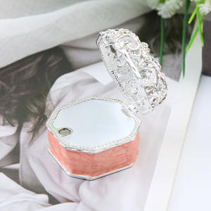 Caja de Joyería de Esmalte para Regalos de Navidad al por Mayor, Decoración del Hogar, Almacenamiento Encantador para Niños, Caja Metálica Pequeña - Product Image 3