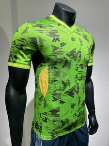 100% 涤纶速干短袖足球服欧洲国家队世界杯定制复古足球球衣 - Product Image 2