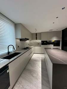 Meubles de cuisine modulaires de qualité supérieure fabriqués en Chine, en vente, ensembles complets, design de cuisine moderne - Product Image 4