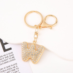 Venta al por mayor de llaveros de cristal en inglés de 26 letras, mochila de dibujos animados Vintage, llaveros, aleación de Zinc, diamantes de imitación, compatible transfronterizo - Product Image 5