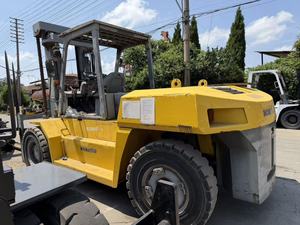 Good Condition Japan Original Komatsu FD160 <b>Forklift</b> Used 16T Logistics <b>Forklift</b> For Seaport Yard Work - Product Image 3