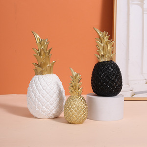 Décoration Moderne en Résine Ananas Noir et Or pour la Maison, le Salon, le Meuble TV, Petite Décoration Artisanale - Product Image 3
