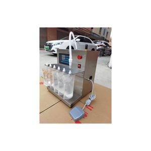 Petite machine de remplissage semi-automatique pour sachets et pochettes de jus liquide avec buse d'aspiration - Product Image 2
