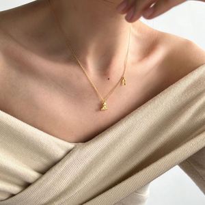 สร้อยคอจี้รูปหมีน่ารัก ดีไซน์ Dylam ชุบทองคำขาว 18K ผิวมันเงา เงินแท้ S925 พร้อมจี้รูปสี่เหลี่ยมผืนผ้าลายหมี - Product Image 2