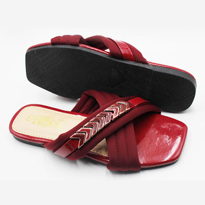Usine de chaussures en chine, pantoufles d'été à la mode pour femmes, sandales plates de grande taille, nouveaux styles - Product Image 6