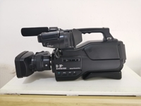 Caméscopes professionnels portables Full HD Sony HXR-MC1500C avec zoom optique 12x