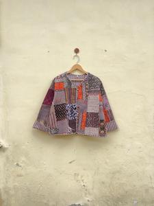 Vestes matelassées patchwork en coton, style bohème floral, veste d'automne et d'hiver, manteau streetwear, veste réversible bohème matelassée - Product Image 2