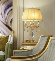 Lampe de bureau LED moderne, design décoratif, lampe de chevet pour chambre à coucher, lampe de nuit, articles pour la maison, lampe en cristal, candélabre de luxe, lampe de table