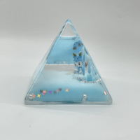 Boîte cadeau personnalisable en acrylique en forme de pyramide pour papier huilé liquide, figurine flottante, décoration de bureau