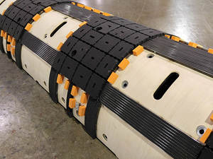 <span class=keywords><strong>Planche</strong></span> <span class=keywords><strong>en</strong></span> bois de hêtre rotative pour l'industrie de l'imprimerie avec un excellent sciage et une découpe au laser pour le contreplaqué - Product Image 4