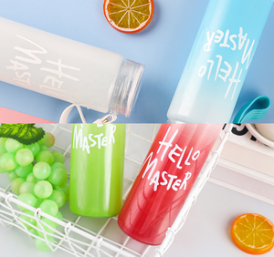 Bouteille d'eau en verre dépoli à large ouverture de 480 ml avec logo personnalisé Hello Master et manchon en néoprène – Vente en gros - Product Image 3