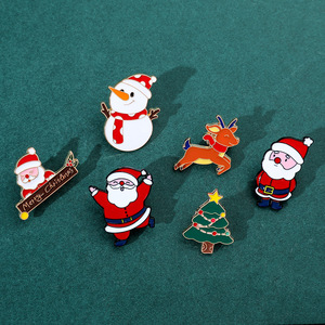 Broche <span class=keywords><strong>de</strong></span> Navidad con personalidad creativa, dibujos animados bonitos <span class=keywords><strong>de</strong></span> Papá Noel, <span class=keywords><strong>muñeco</strong></span> <span class=keywords><strong>de</strong></span> <span class=keywords><strong>nieve</strong></span>, insignia <span class=keywords><strong>de</strong></span> árbol <span class=keywords><strong>de</strong></span> Navidad, regalo conmemorativo <span class=keywords><strong>de</strong></span> Metal grabado - Product Image 1