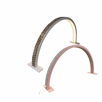 Nouveauté Arc de beauté en métal pour cils Lampe de table à LED Anneau de bureau Diamants Lumières demi-lune avec cils Accessoire de table pour ongles