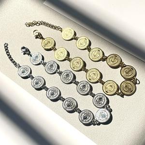 Retro religioso de acero inoxidable <span class=keywords><strong>San</strong></span> <span class=keywords><strong>Benito</strong></span> medalla encanto oración bendición católica <span class=keywords><strong>San</strong></span> <span class=keywords><strong>Benito</strong></span> <span class=keywords><strong>pulsera</strong></span> para hombres - Product Image 2