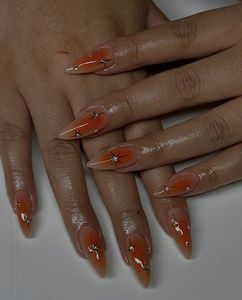 Uñas Postizas Minimalistas Aura con <span class=keywords><strong>Centro</strong></span> en Tono Rosa Sutil sobre Base Nude Suave, Lujo Discreto, Última Tendencia Viral - Product Image 6