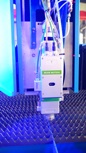 Machine de découpe <span class=keywords><strong>laser</strong></span> à fibre CNC automatique 3000W haute qualité bonne dérivée pour la vente de marque Hiwin en tôle de carbone en acier inoxydable - Product Image 5