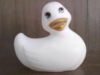 Vente chaude, canard en caoutchouc personnalisé, massage, canard vibrant blanc, canard de bain pour enfants