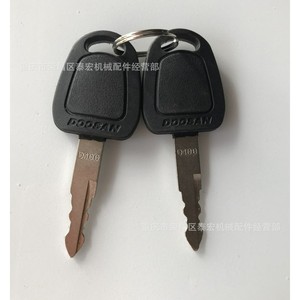 กุญแจสตาร์ท Doosan D100 สำหรับเครื่องจักรก่อสร้าง สวิตช์ไฟ กุญแจสตาร์ท - Product Image 1