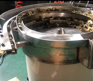 جيدة بعد البيع خدمة اهتزازي فرز اهتزازي عاء ماكينة تلقيم للمعادن المشابك موصل - Product Image 2