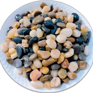 Tipi di pietre di <span class=keywords><strong>pietra</strong></span> di lavaggio di ciottoli e ciottoli di ghiaia colorata pietre per il vetro del giardino pietre di mosaico ciottoli artigianato materiale - Product Image 2