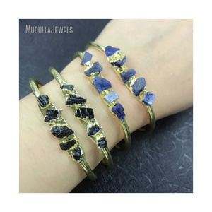 BM45484 천연 보석 전기석 <span class=keywords><strong>Kyanite</strong></span> 자유 형태 조정 가능한 커프 팔찌 금도금 팔찌 보헤미안 보석 - Product Image 1