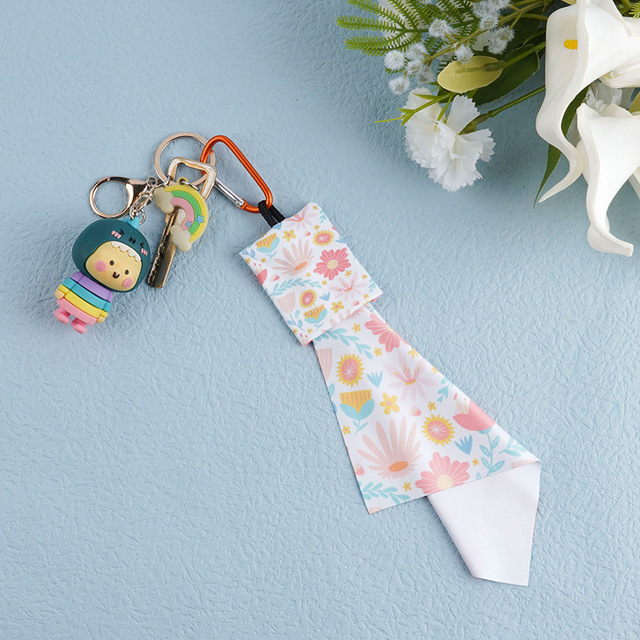 Custom Portable Multi-Color Printed Soft Mobile Phone Screen Cleaning Cloth with Keychain in Pouch