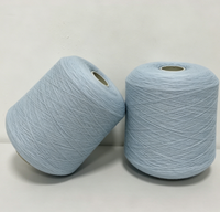Fil de polyester thermofusible teint bleu glacier 21N à faible point de fusion pour sangles et vêtements sans couture