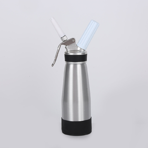 <span class=keywords><strong>Siphon</strong></span> à crème <span class=keywords><strong>professionnel</strong></span> en aluminium commercial de 500 ml pour distributeur de crème, fouet à crème, outils de dessert - Product Image 4