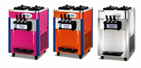 Machine à crème glacée molle automatique commerciale de haute qualité avec une grande capacité en acier inoxydable utilisant du lait et de l'eau