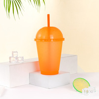 Nouveauté Crème glacée sans BPA personnalisée 16oz tasse d'eau froide en plastique coloré avec couvercle et paille