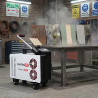 Machine de nettoyage au laser pulsé refroidie par air 200W 300W pour l'élimination de la peinture et des revêtements sur les grandes voies ferrées en acier