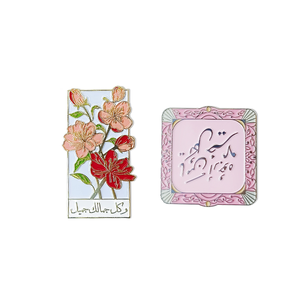 دبوس شارة لاصق بأفضل جودة وشعار مخصص، لاصق 3M معدني بنمط حروف وزهور مخصص، ملصقات من المينا الناعمة لجراب الهاتف متوفرة في المخزون - Product Image 3