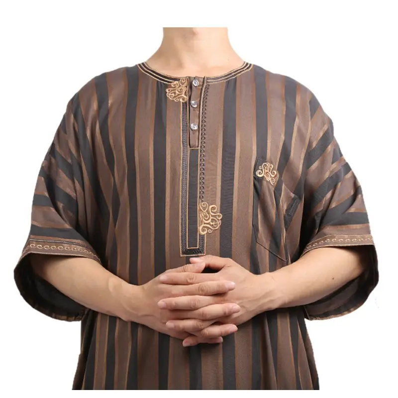 पुरुषों के लिए नया फैशन मुस्लिम अबाया अरबी थोब जुब्बा सूडानी कफ्तान छोटी आस्तीन कढ़ाई डिजाइन मैन अरब थोब