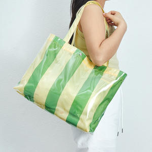 Özel Logo baskılı Polyester Tote çanta uzun döngü kolu yeniden kullanılabilir geometrik tasarım ambalaj alışveriş için mükemmel hediye fikri - Product Image 1