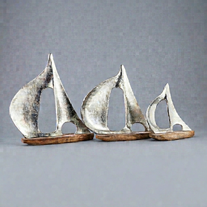 Escultura de Barco de Aluminio en Tendencia, con Base de Madera de Mango, Diseño Moderno, Decoración para el Hogar para Navidad y Festividades - Product Image 1